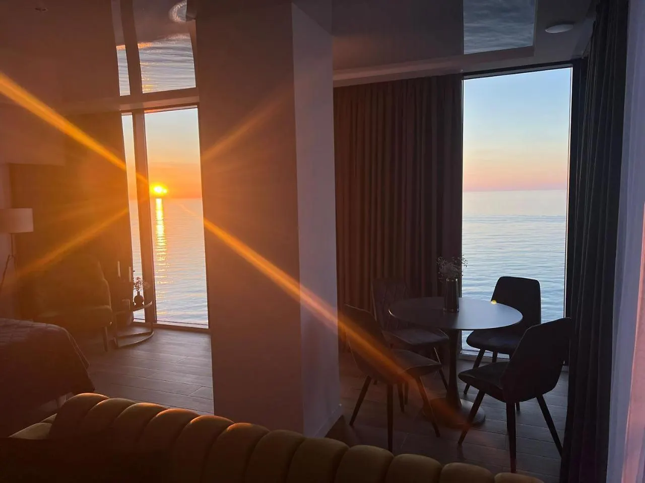 Blacksea Apartament Батуми Апартаменты